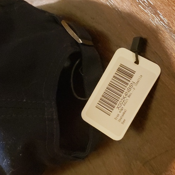 Seahawks hat - Picture 3 of 4